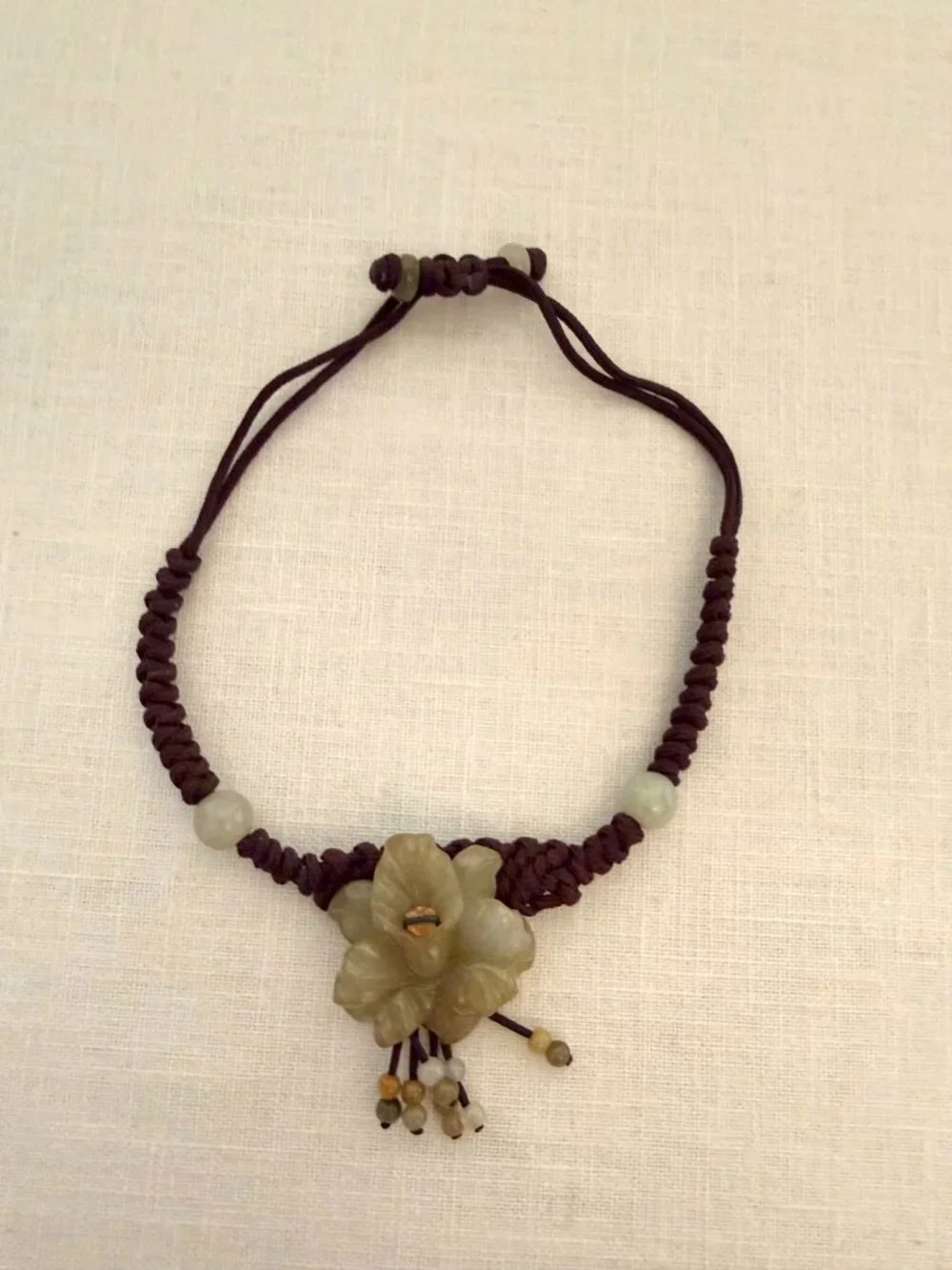Vintage Handmade Jade Flower Macrame Bracelet Adjustable Artisan Natural Stone